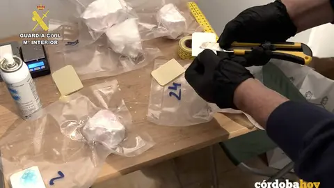 Parte de la coca&iacute;na incautada por la Guardia Civil en un trastero de la capital cordobesa FOTO GUARDIA CIVIL