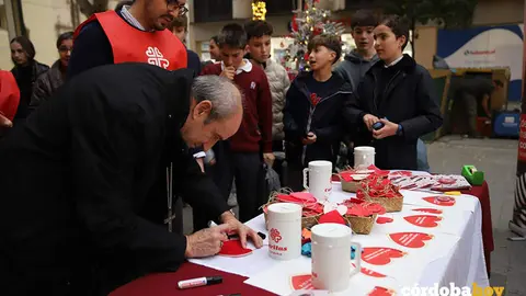 El obispo de C&oacute;rdoba, Jes&uacute;s Fern&aacute;ndez, participa en el acto solidario de C&aacute;ritas Diocesana FOTO C&Aacute;RITAS DIOCESANA