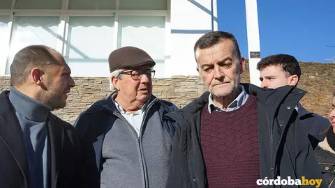 Sebasti&aacute;n P&eacute;rez y Antonio Ma&iacute;llo esta ma&ntilde;ana en Adamuz FOTO YOLANDA PEDROSA