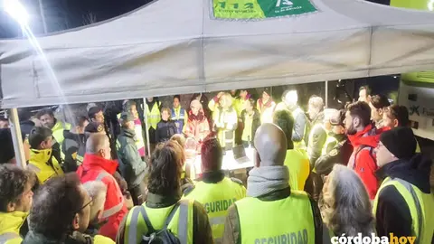 Reuni&oacute;n de operativos en el Puesto de Mando Avanzado (PMA) en Adamuz FOTO JUNTA DE ANDALUC&Iacute;A