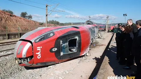 Visitas de los reyes a la zona cero del accidente de Adamuz FOTO CASA REAL