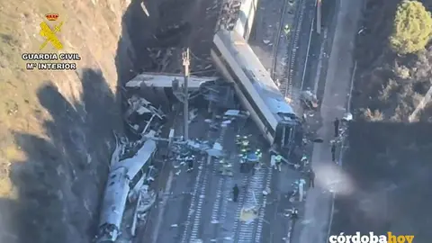 Restos del Alvia en el accidente ferroviario de Adamuz IMAGEN SACADA DE UN VIDEO DE LA GUARDIA CIVIL