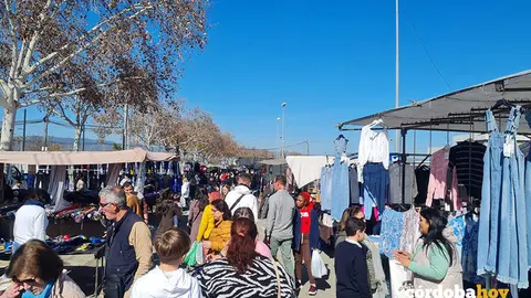 Mercadillo de El Arenal, en una imagen de archivo FOTO COMACOR