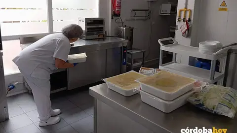 Catering de la Casa de Acogida 'Madre del Redentor' FOTO C&Aacute;RITAS DIOCESANA DE C&Oacute;RDOBA
