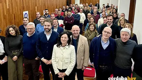 Cargos p&uacute;blicos y org&aacute;nicos del PSOE durante su reuni&oacute;n en la sede provincial del partido en C&oacute;rdoba FOTO PSOE