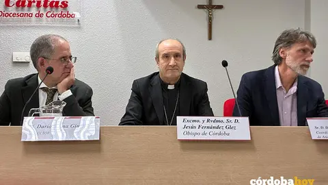 Dar&iacute;o Reina, Jes&uacute;s Fern&aacute;ndez Y Daniel Rodr&iacute;guez De Blas, En La Presentaci&oacute;n Del IX Informe Foessa Sobre Exclusi&oacute;n Y Desarrollo Social En Andaluc&iacute;a FOTO C&Aacute;RITAS DIOCESANA DE C&Oacute;RDOBA