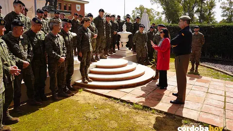 La ministra de Defensa, Margarita Robles, visita a la Brigada 'Guzm&aacute;n el Bueno' X en Cerro Muriano FOTO MINISTERIO DE DEFENSA