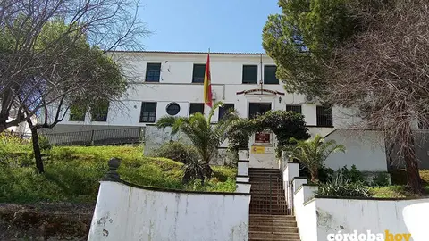 Casa cuartel de la Guardia Civil en Almod&oacute;var del R&iacute;o, en una imagen de archivo FOTO GUARDIA CIVIL