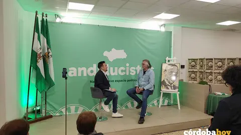Manuel Ortega (derecha) en Alcal&aacute; de Guadaira, en la constituci&oacute;n de Poder Andaluz FOTO ANDALUC&Iacute;A ENTRE TOD@S