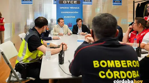 Visita del alcalde, Jos&eacute; Mar&iacute;a Bellido, a la OTCE el pasado Lunes Santo FOTO AYUNTAMIENTO DE C&Oacute;RDOBA