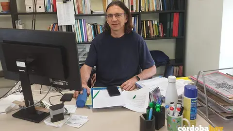 Manuel Trujillo en su despacho