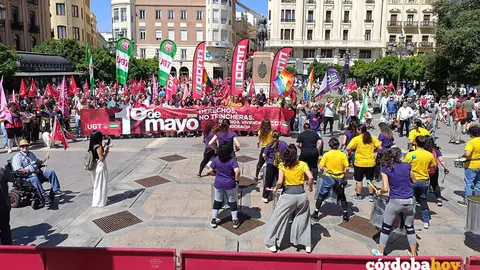 Llegada de la manifestaci&oacute;n por el 1 de Mayo a la Plaza de Las Tendidas FOTO UGT