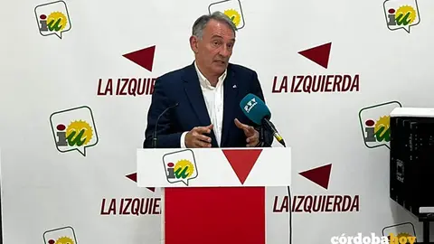 Enrique Santiago, en la sede provincial de IU en C&oacute;rdoba FOTO IU