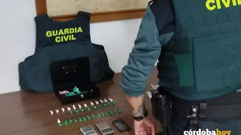 Droga incautada por la Guardia Civil de Fern&aacute;n N&uacute;&ntilde;ez FOTO GUARDIA CIVIL