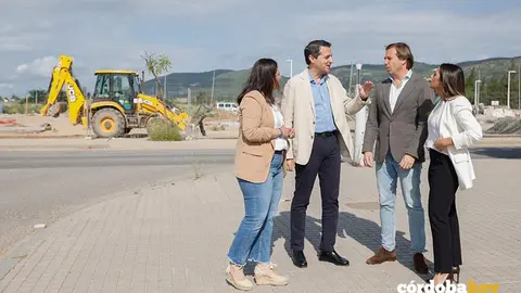 Antonio Repullo con Jos&eacute; Mar&iacute;a Bellido, Beatriz Jurado y Carmen Granados FOTO PP