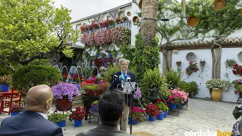 Salvador Fuentes en el Patio de la calle Empresaria&nbsp;Teresa C&oacute;rdoba de Rute FOTO DIPUTACI&Oacute;N DE C&Oacute;RDOBA