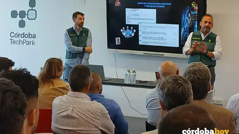 La Guardia Civil de C&oacute;rdoba en la nueva campa&ntilde;a de formaci&oacute;n y sensibilizaci&oacute;n en materia de ciberseguridad, desarrollada junto a la Diputaci&oacute;n Provincial FOTO GUARDIA CIVIL