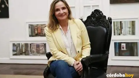 MUJER