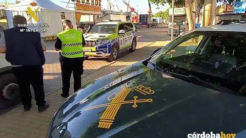 Actuaci&oacute;n conjunta de la Guardia Civil y de la Polic&iacute;a Local de C&oacute;rdoba en la Feria de Nuestra Se&ntilde;ora de La Salud FOTO GUARDIA CIVIL
