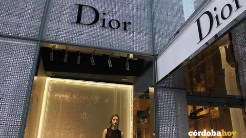 DIOR