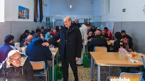 El obispo de C&oacute;rdoba durante una visita al comedor social de Prolibertas, en una imagen de archivo FOTO DI&Oacute;CESIS DE C&Oacute;RDOBA