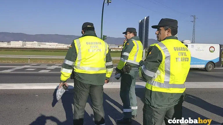 guardia civil tr&aacute;fico