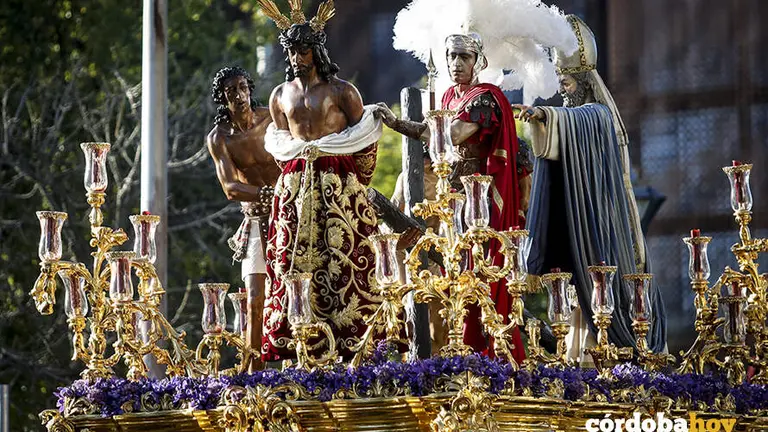 Salida procesional de la Hermandad de la Esperanza