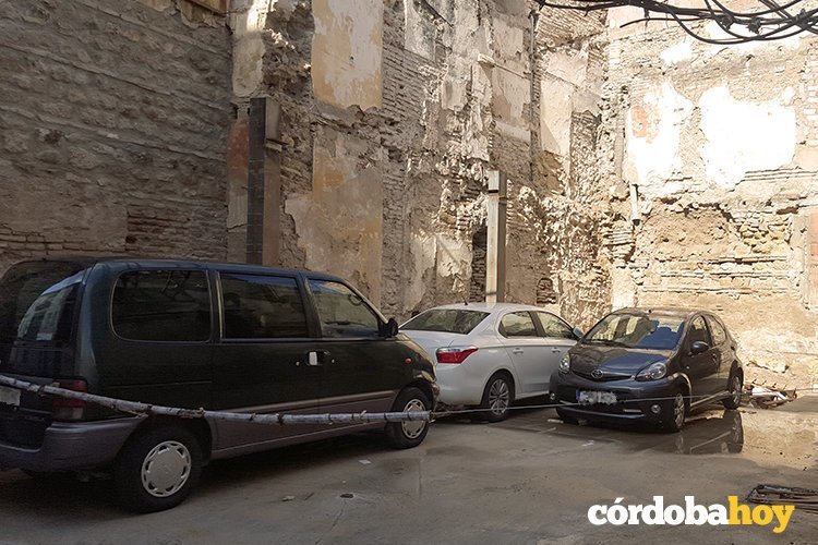 solares parking