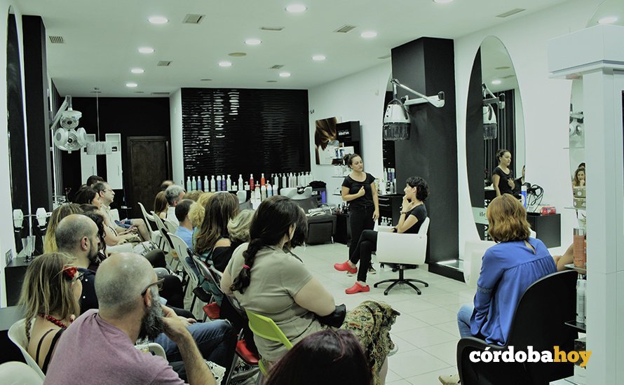 peluquería y teatro