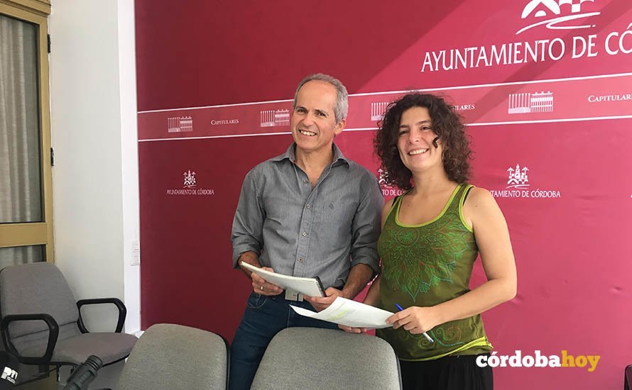 ganemos rafael blazquez vicky lopez 