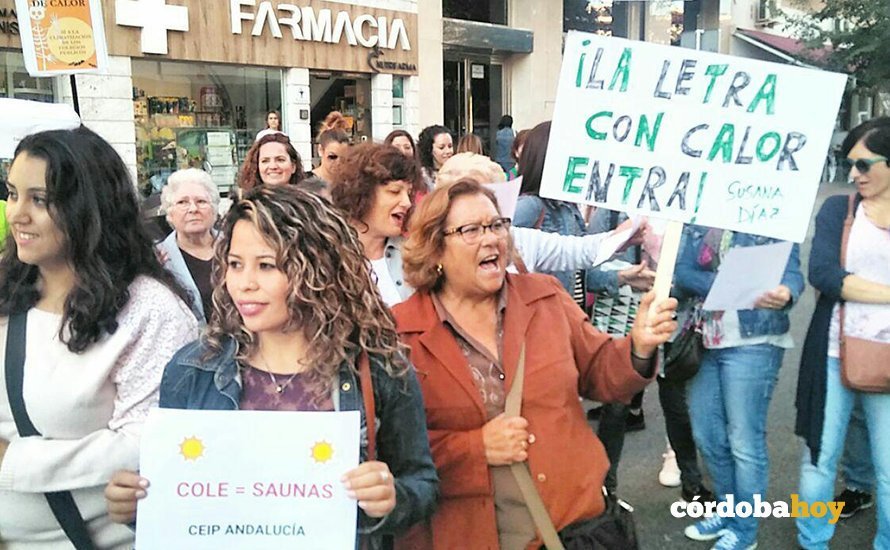 Protesta de ampas por el calor en las aulas 2
