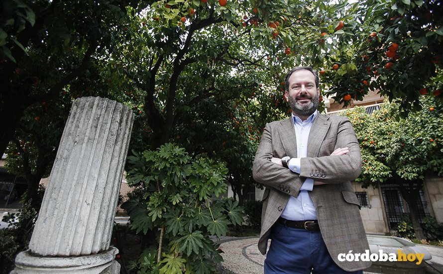Adolfo Molina 4