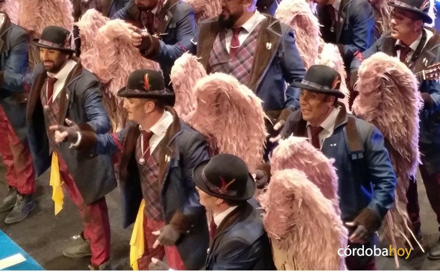Rafael Rojano con su grupo, 