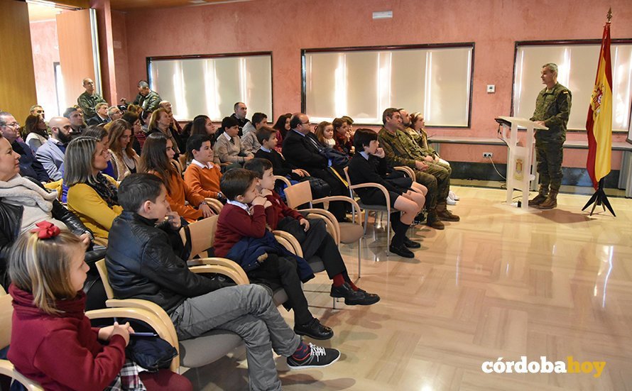 Campaña 'No estáis solos' en Cerro Muriano 2