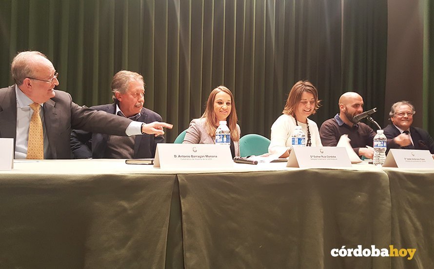 mesa sobre la memoria histórica
