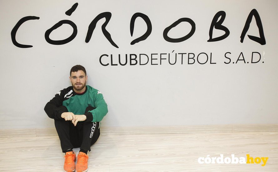 CORDOBA. 01/03/2018. ENTREVISTA A JAVI GALAN JUGADOR DEL CORDOBA CF EN EL ARCANGEL. FOTO: ROLDAN SERRANO. CORDOBA HOY.