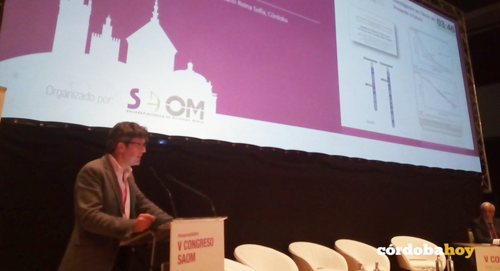 El doctor De la Haba en el congreso e SOAM