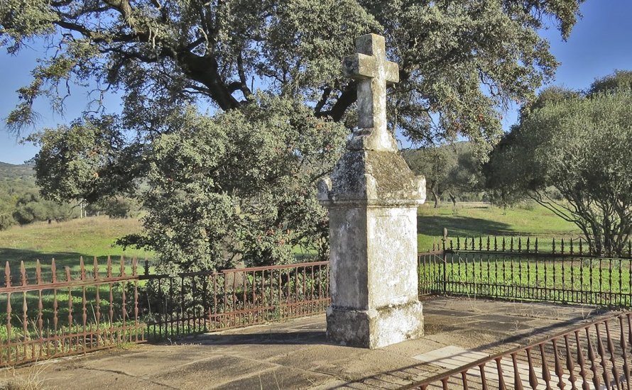 Monumento a los caídos en la Batalla de Alcolea