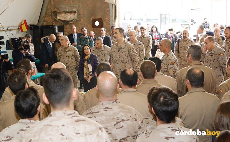 Visita del rey a las tropas de Irak 1