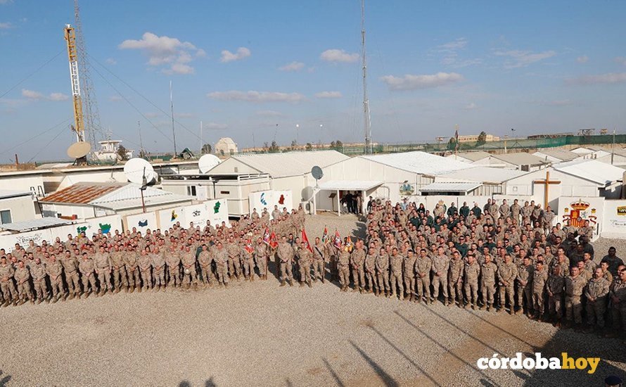 Visita del rey a las tropas españolas en Irak8