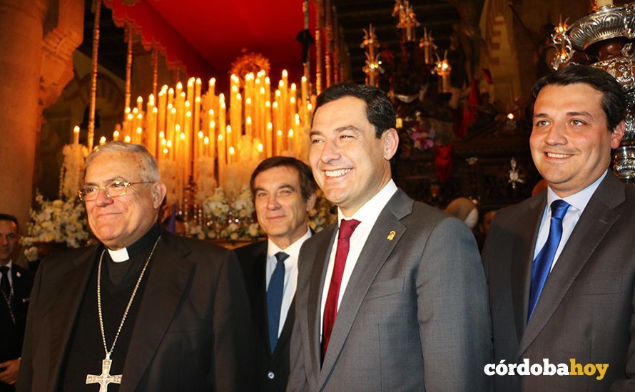 Juan Manuel Moreno visita la Semana Santa cordobesa 8