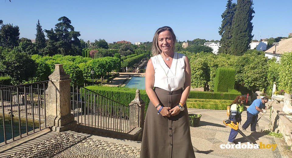 isabel albas alcázar