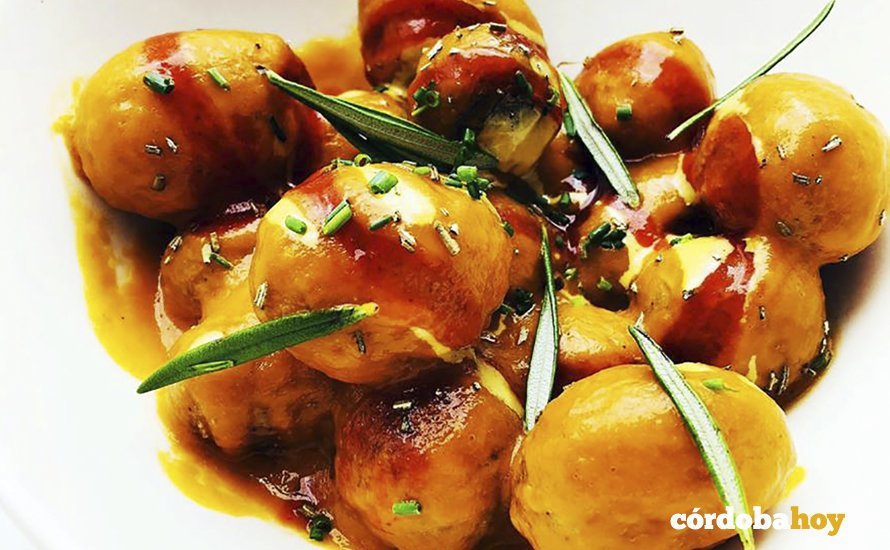 Patatas bravas de La Taberna del Río