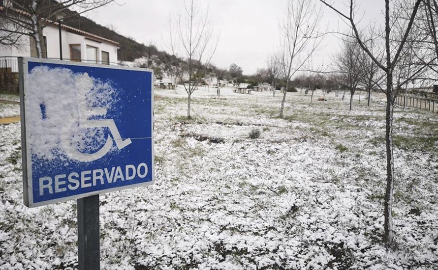 Ligera nevada en la zona de 'El Mojón' y Santa Rita