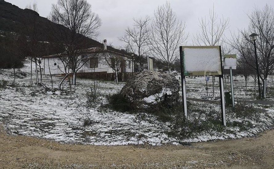 Ligera nevada en la zona de 'El Mojón' y Santa Rita 7