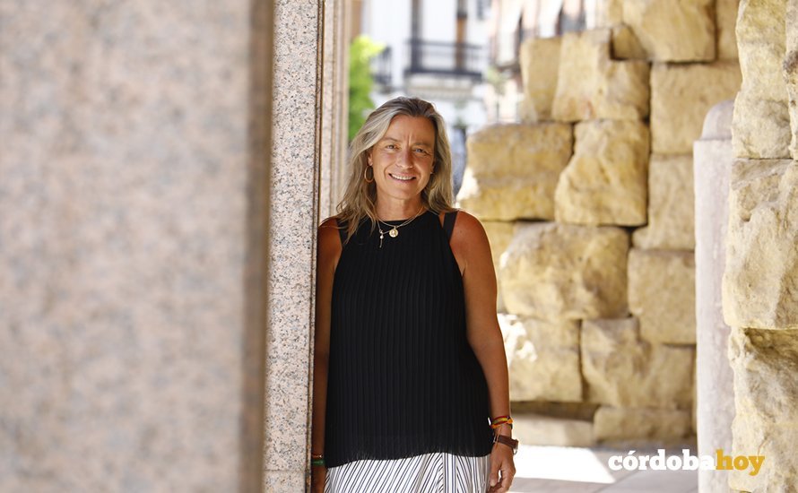 Isabel Albás 45i
