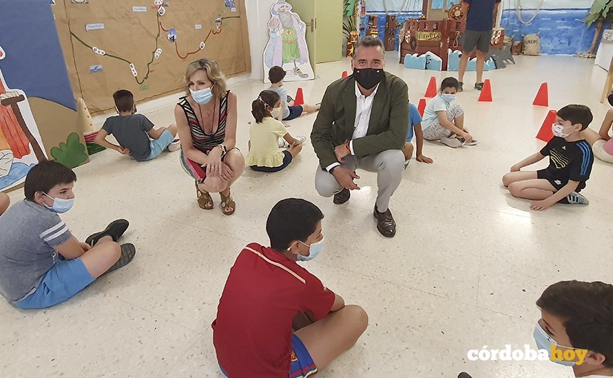 Visita de Inmaculada Troncoso al CEIP Obispo Osio 6