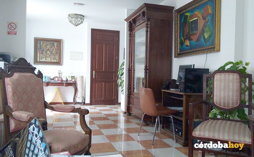 Zona de estar en la entrada del Hotel Don Paula de Córdoba