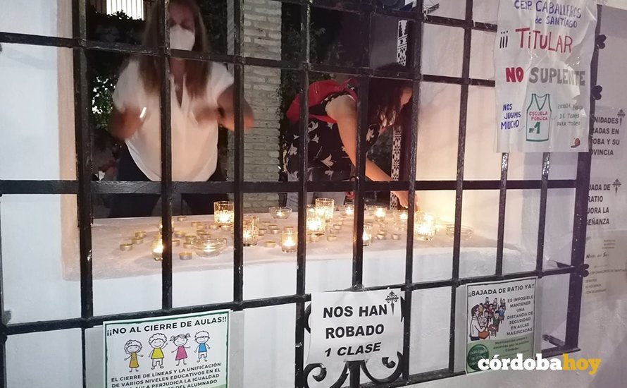 Acampada simbólica organizada por el AMPA del CEIP Alfatequi