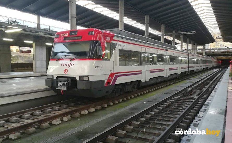 El Cercanías de Rabanales en la Estación Central del AVE de Córdoba